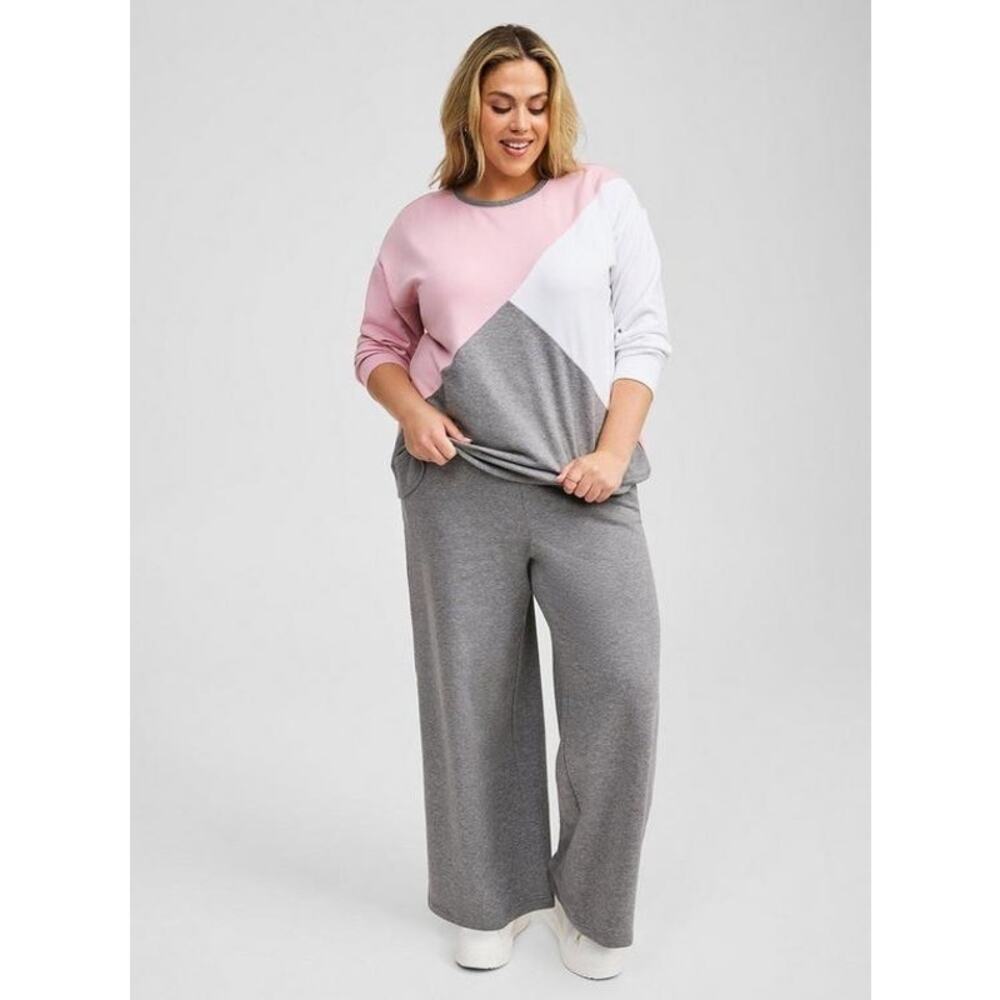 NWT TORRID Super Soft Fleece Crew Neck Drop Shoulder  Sweatshirt Plus Size 1 - Picture 2 of 12
